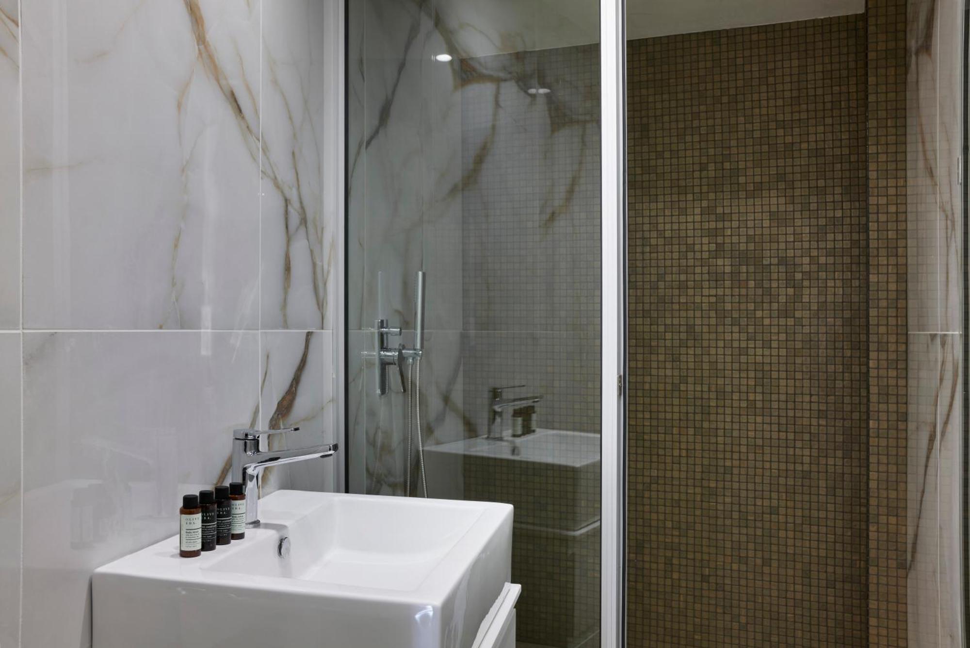 Hotel Hestia - Kolokotroni 23 Atene Esterno foto